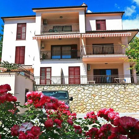 Apartments With A Parking Space Rabac, Labin - 7429 Экстерьер фото