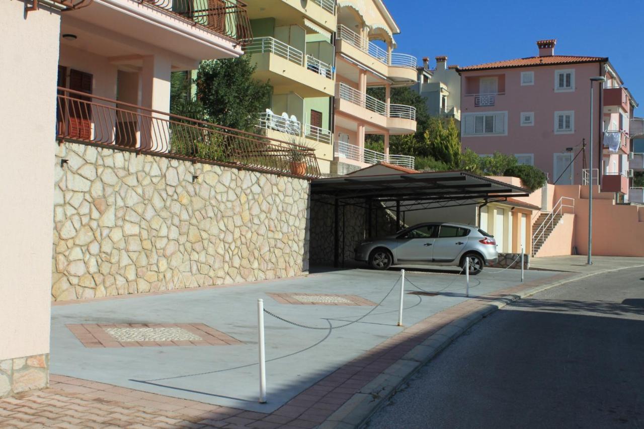 Apartments With A Parking Space Rabac, Labin - 7429 Экстерьер фото