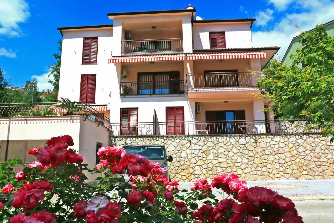 Apartments With A Parking Space Rabac, Labin - 7429 Экстерьер фото