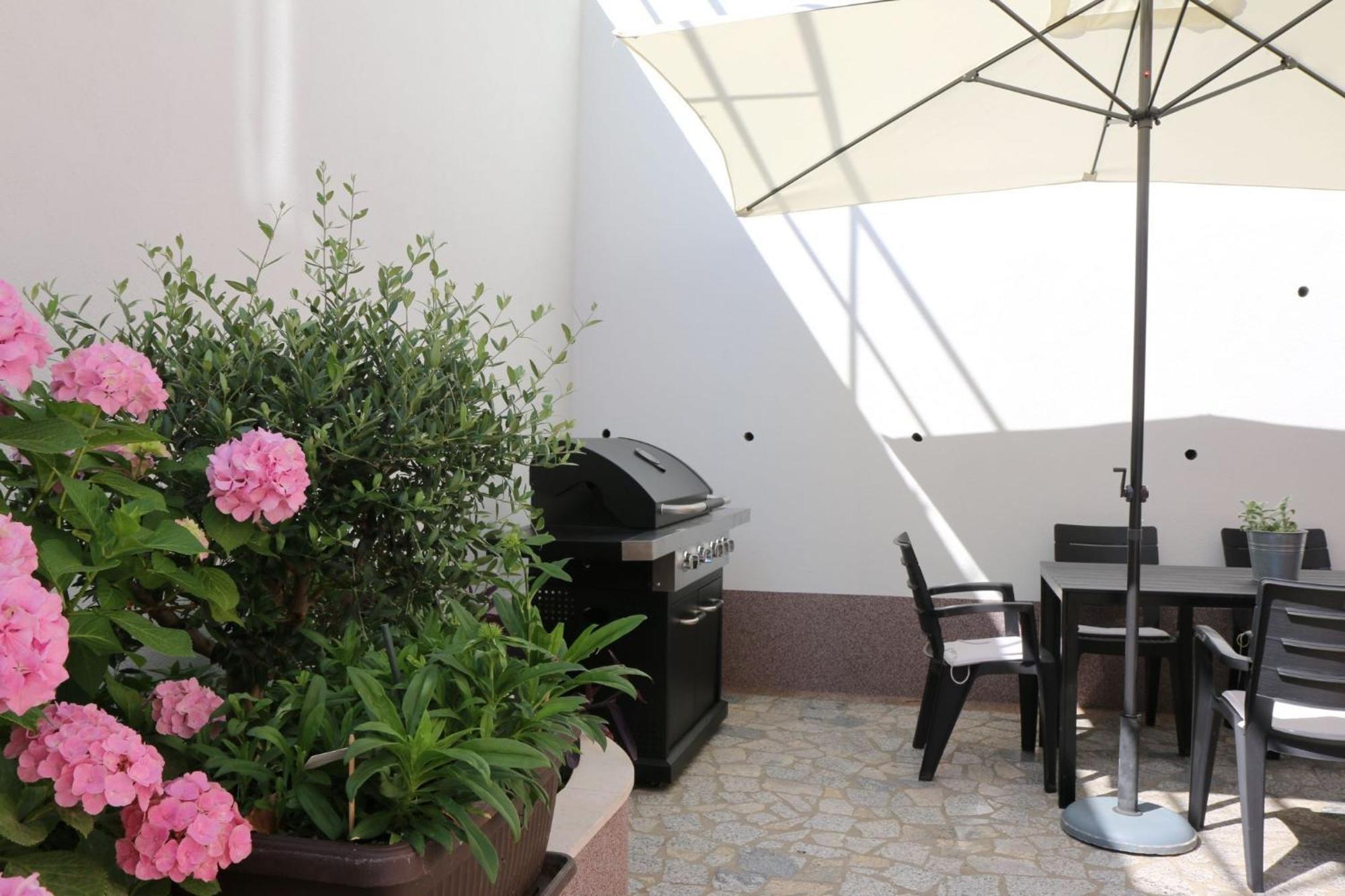 Apartments With A Parking Space Rabac, Labin - 7429 Экстерьер фото