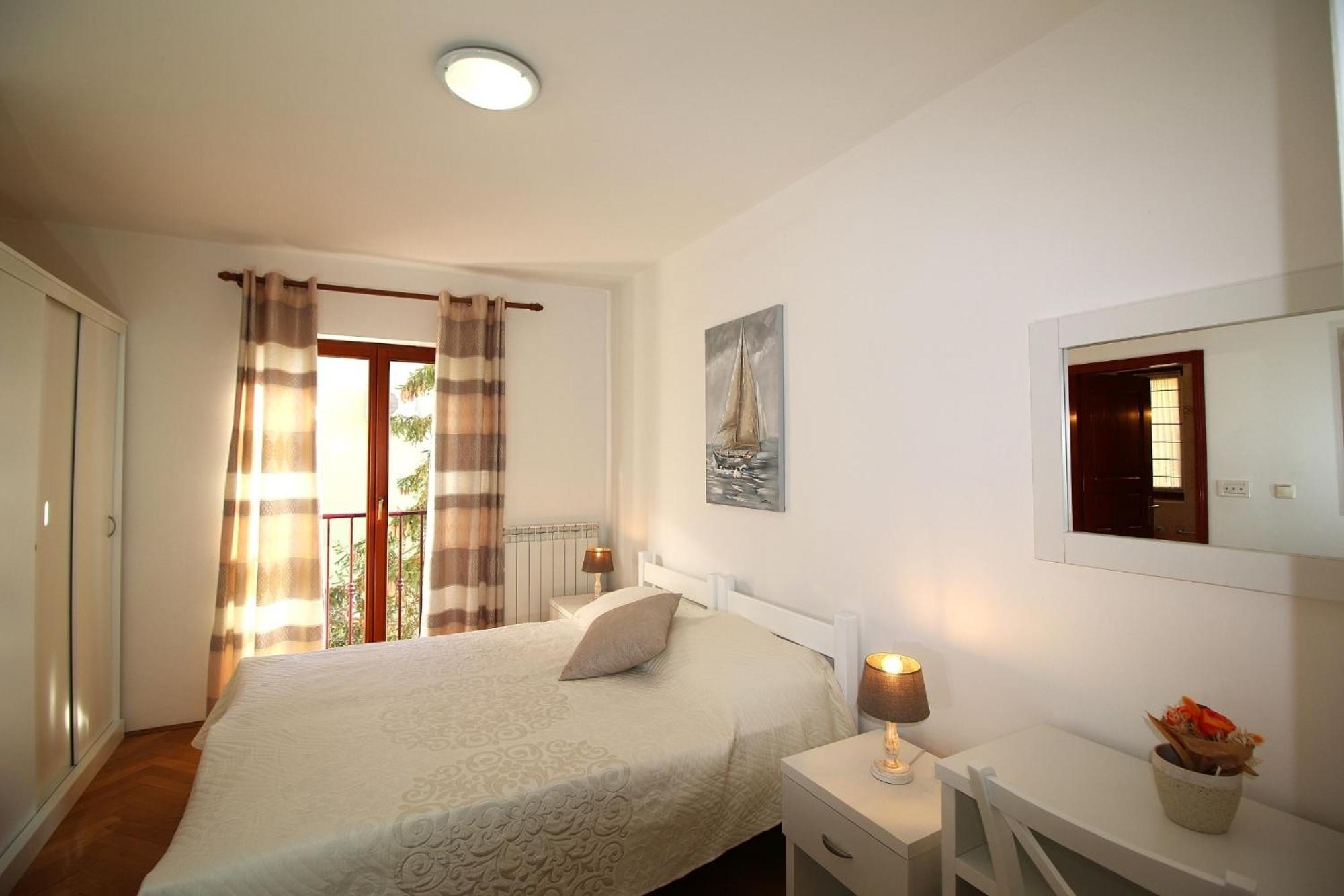 Apartments With A Parking Space Rabac, Labin - 7429 Экстерьер фото